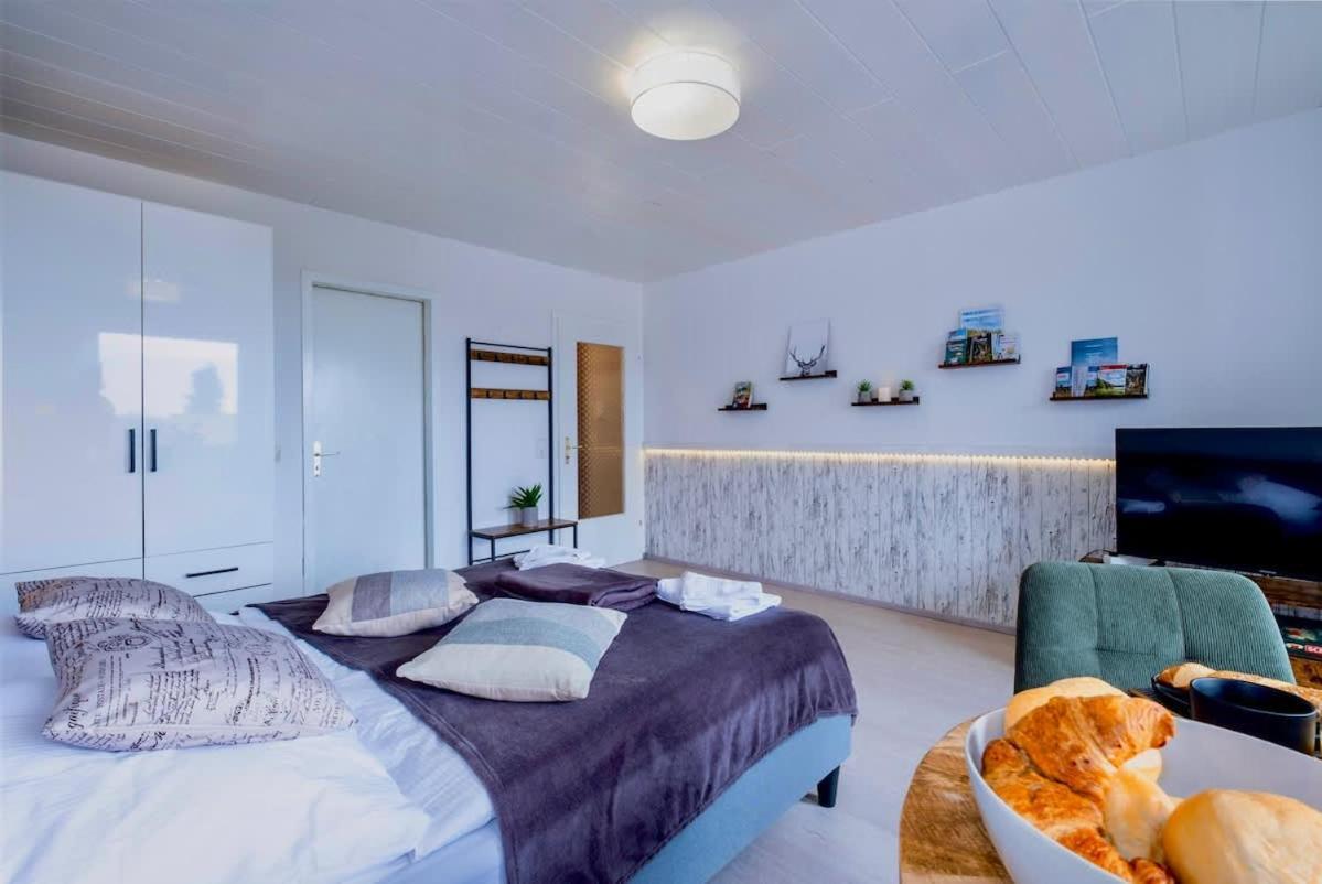 Relaxapartments Black Forest Nature Mit Beheiztem Indoor-Pool Und Sauna - Sonnenbalkon Mit Blick Ins Gruene, Schnelles Internet, Naehe Triberger Wasserfaelle, Fuer Bis Zu 2 Personen Schönwalde Екстериор снимка